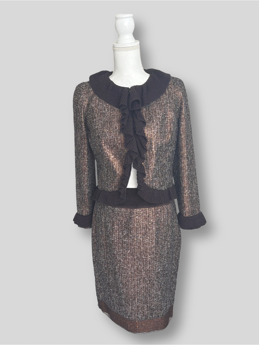 Magaschoni Metallic Tweed 2-Pc Skirt Suit Size 8 Gold Copper Sequin Trim